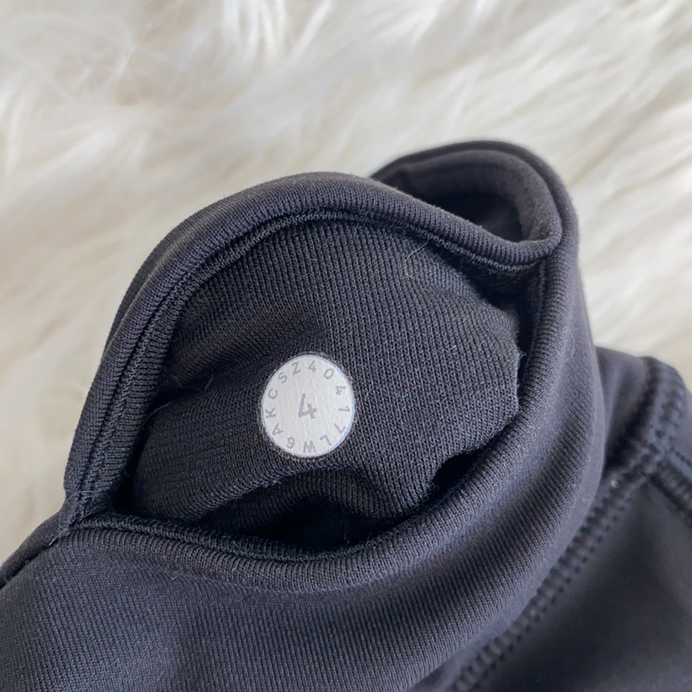Lululemon | Fast As Light Crop 19” - Picture 11 of 16